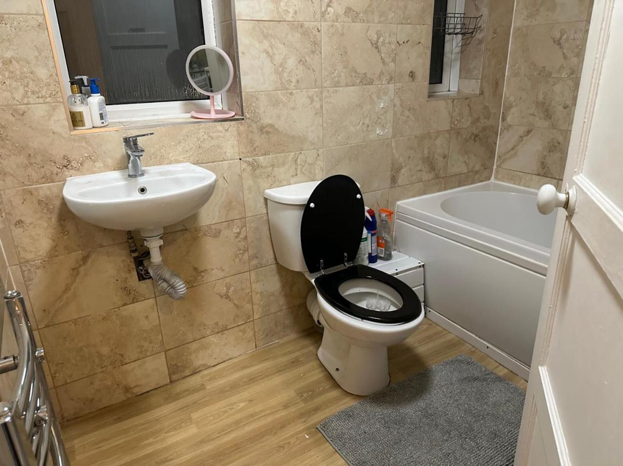 Tran Uk Homestay 伦敦 外观 照片